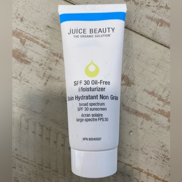 Juice Beauty Other - NWOT Juice Beauty SPF 30 Oil Free Moisturizer